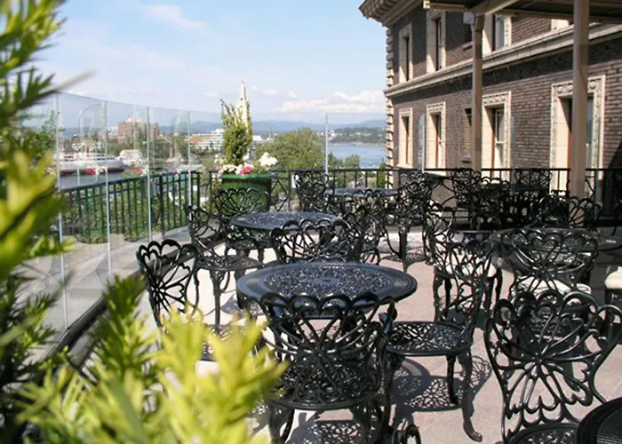 4 star hotel: The Inn At The Union Club Of British Columbia